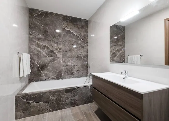 9ten11 Seafront By Homely Appartement *