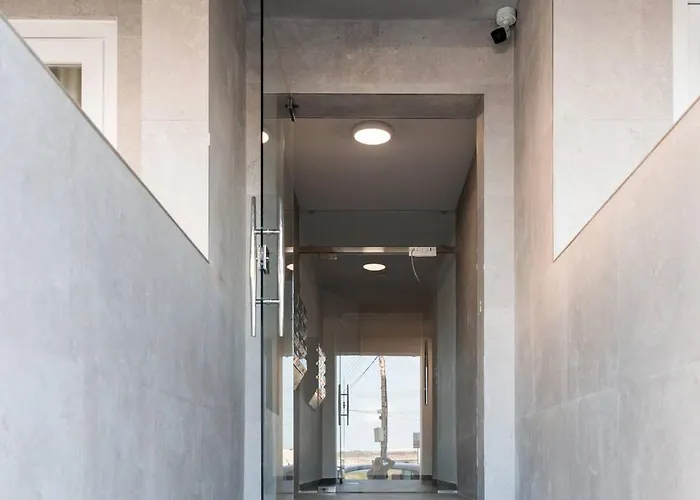 Appartement 9ten11 Seafront By Homely Mellieħa