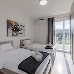 9ten11 Seafront By Homely *