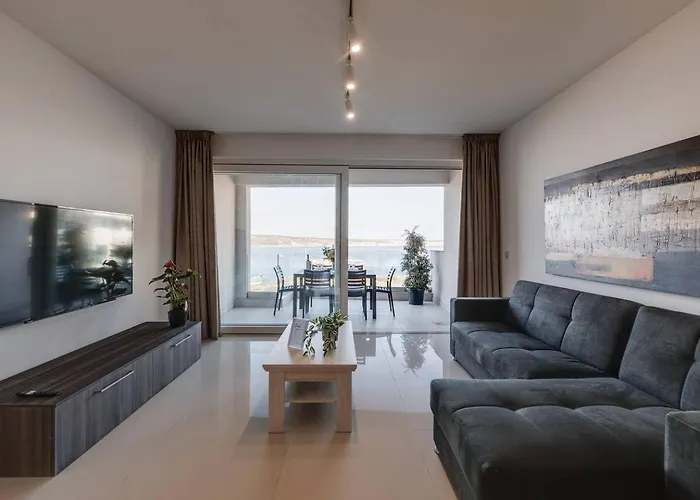 9ten11 Seafront By Homely 아파트