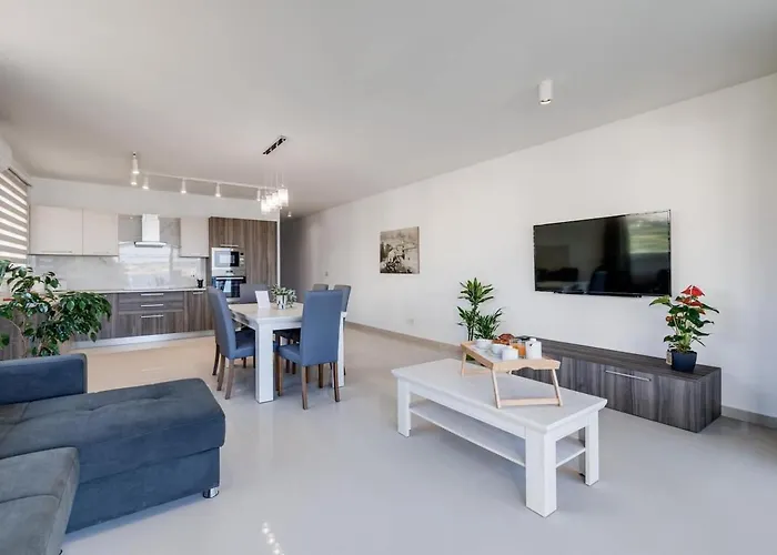 아파트 9ten11 Seafront By Homely *